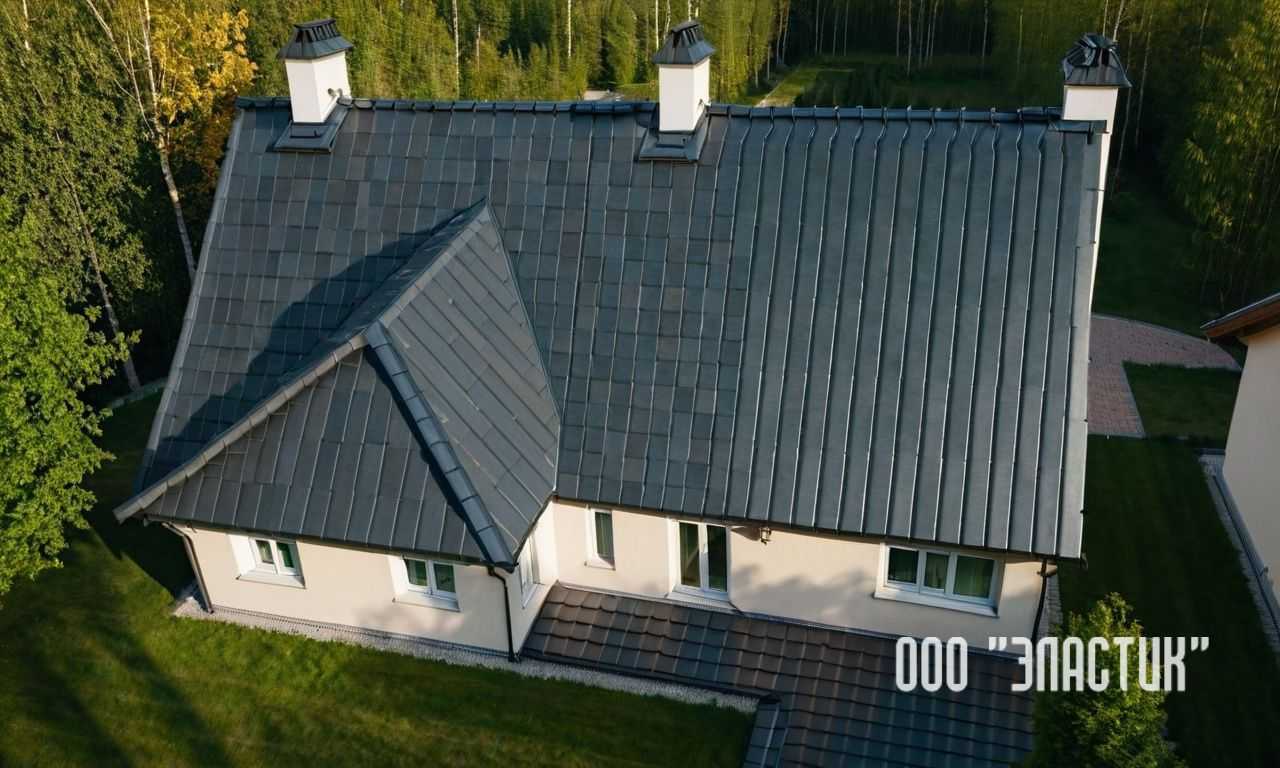 Преимущества и монтаж бесшовного водостока для вашего дома