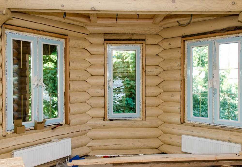 Как выбрать и установить деревянные окна в доме