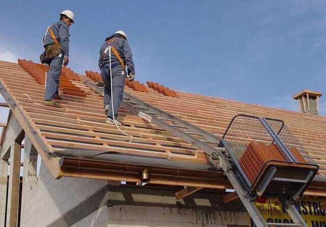Как защитить крышу от пожара: важные меры безопасности