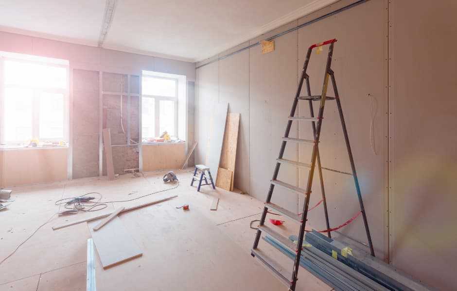 От пола до потолка: основные этапы ремонтных работ